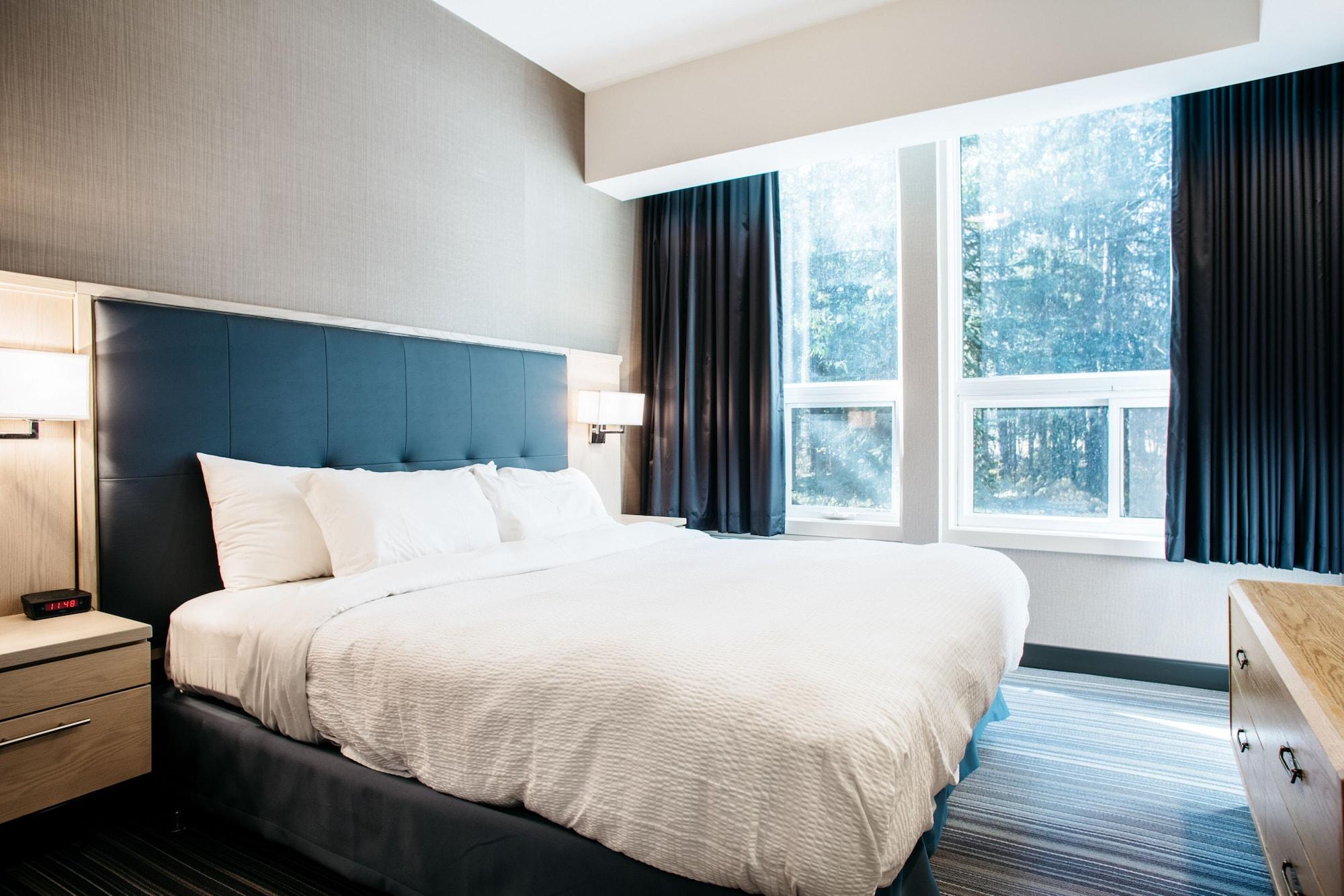 Mountaineer Lodge Lake Louise Exteriör bild