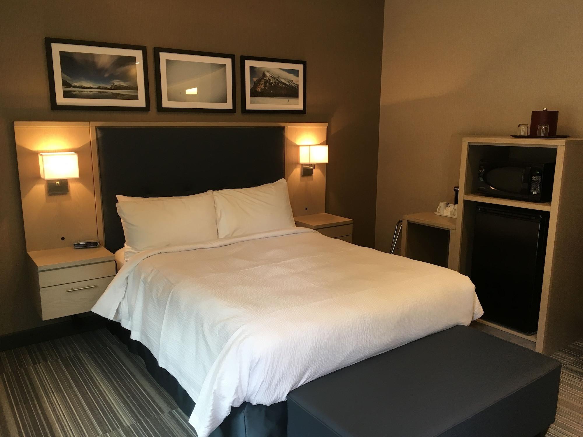 Mountaineer Lodge Lake Louise Exteriör bild