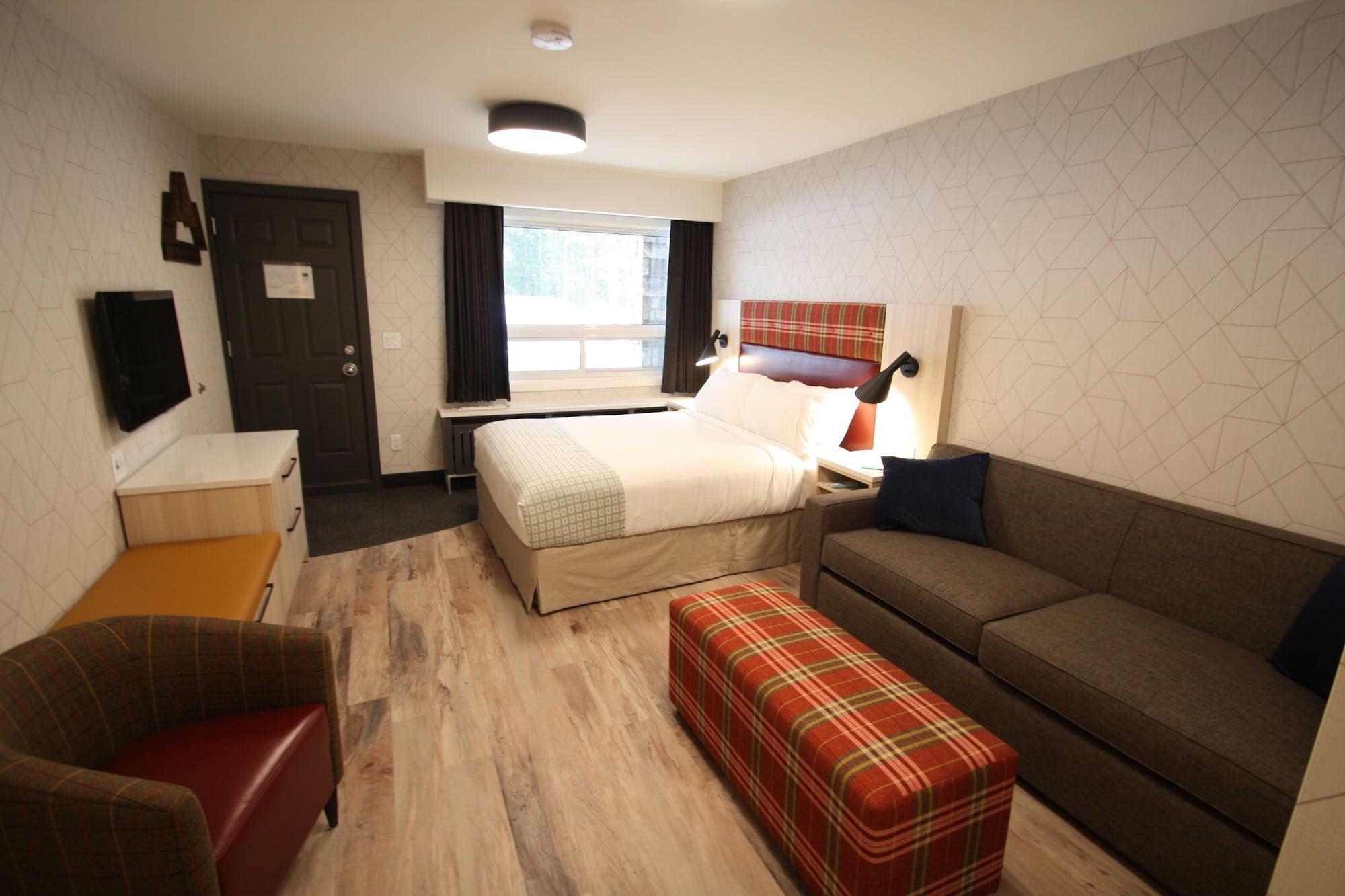 Mountaineer Lodge Lake Louise Exteriör bild